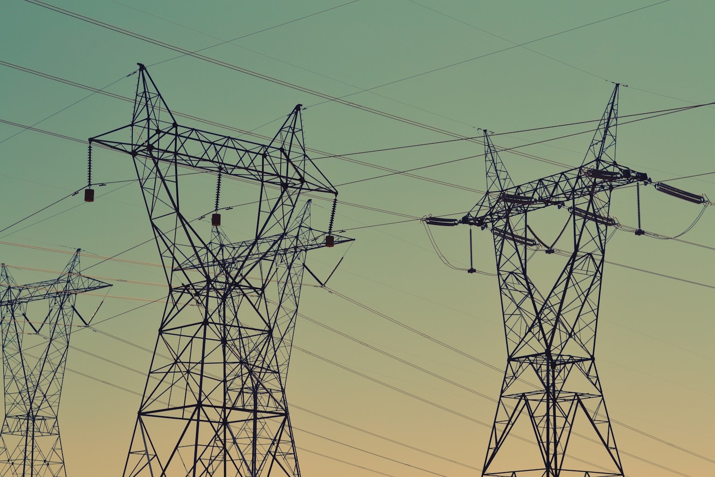 A importância das normas CEMIG e NBR em projetos elétricos
